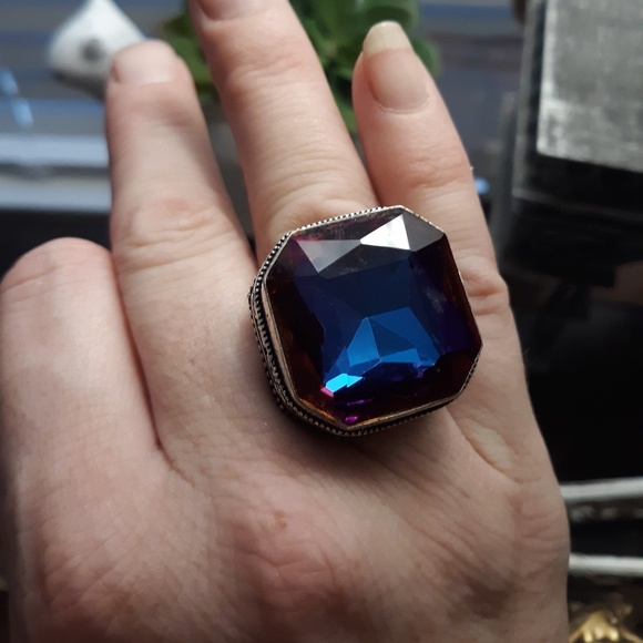 New Oversized Mystic Topaz 925 Silver Statement Ring. - Picture 4 of 8